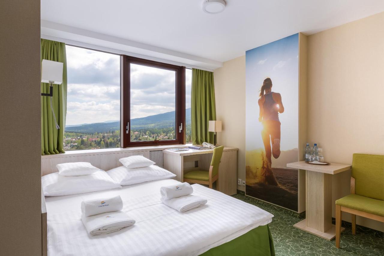Interferie Sport Hotel Bornit 스클라르스카포렘바 외부 사진
