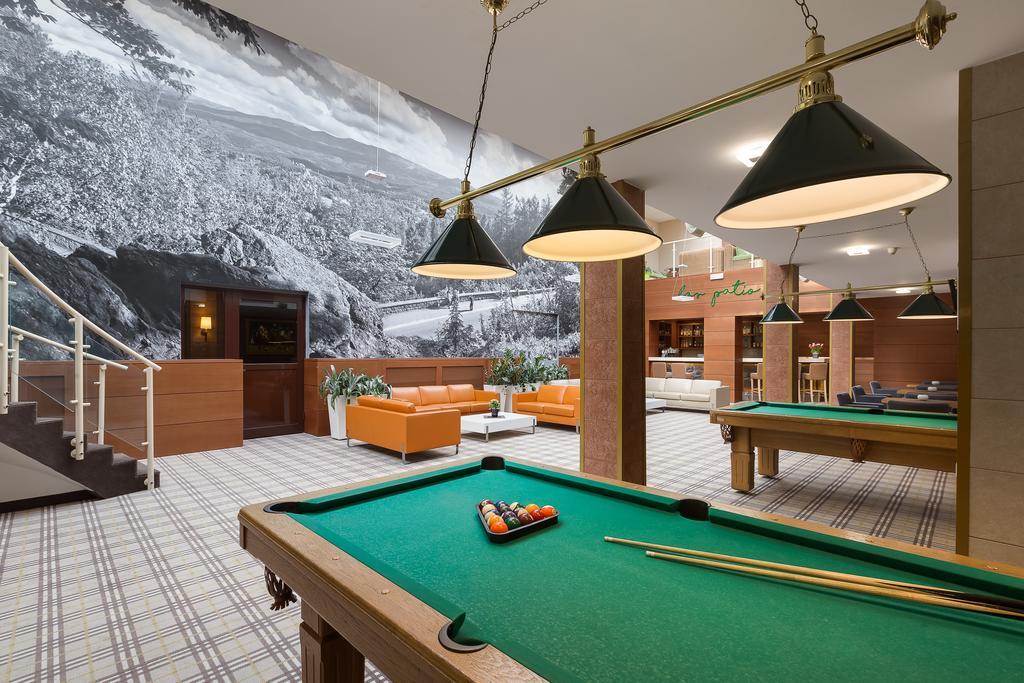 Interferie Sport Hotel Bornit 스클라르스카포렘바 외부 사진