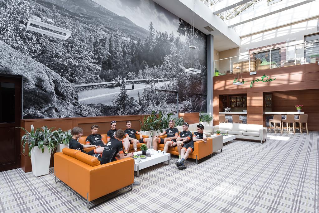 Interferie Sport Hotel Bornit 스클라르스카포렘바 외부 사진